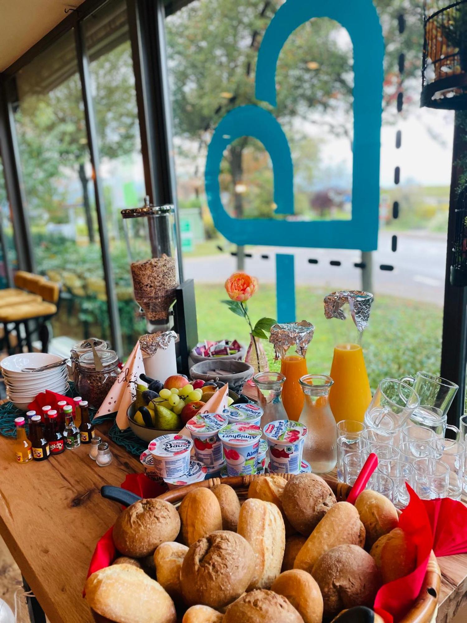 Zum Rayers Cafe-Restaurant & Boutique-Hotel Niederrotweil Ngoại thất bức ảnh