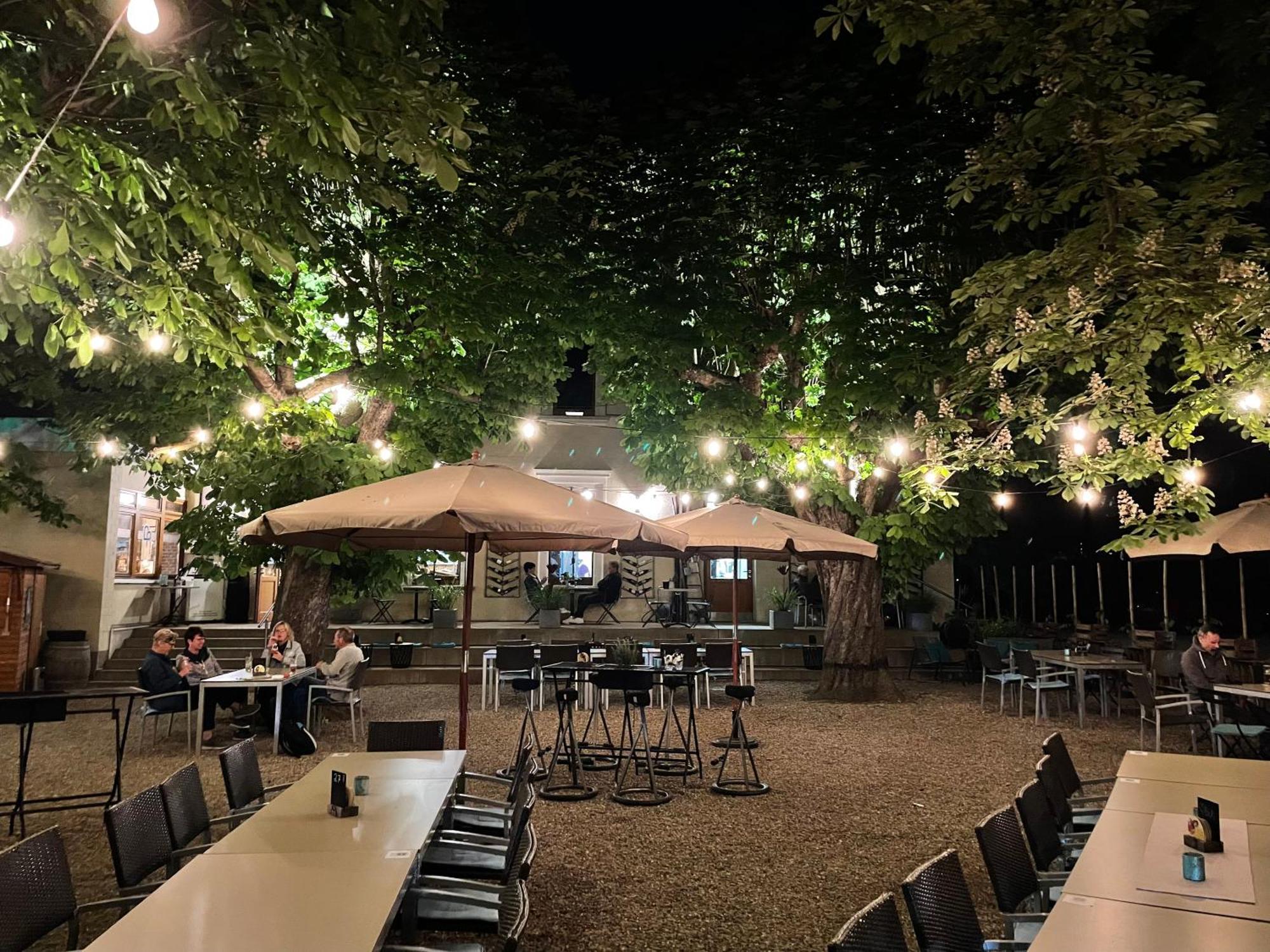 Zum Rayers Cafe-Restaurant & Boutique-Hotel Niederrotweil Ngoại thất bức ảnh