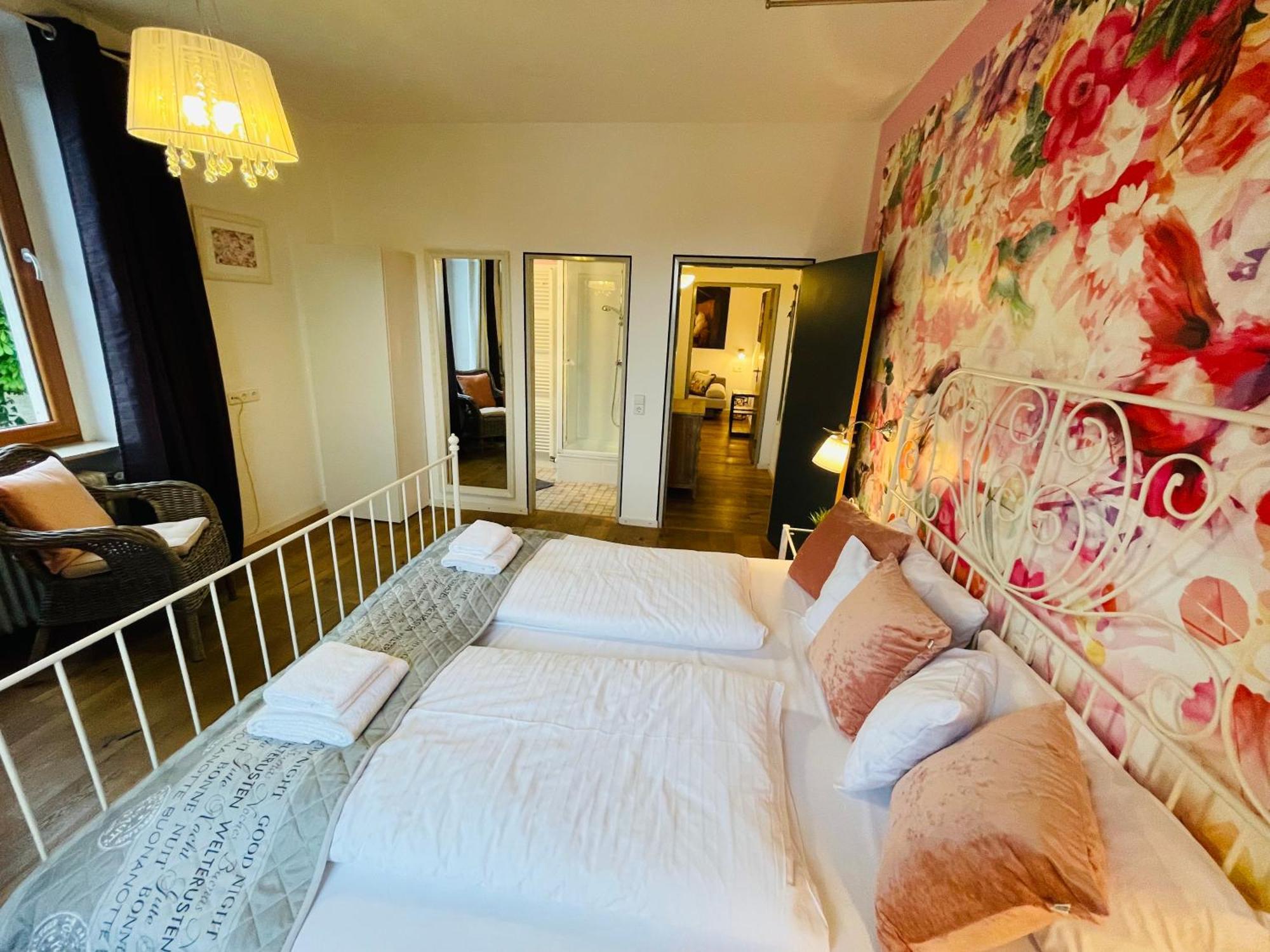 Zum Rayers Cafe-Restaurant & Boutique-Hotel Niederrotweil Phòng bức ảnh