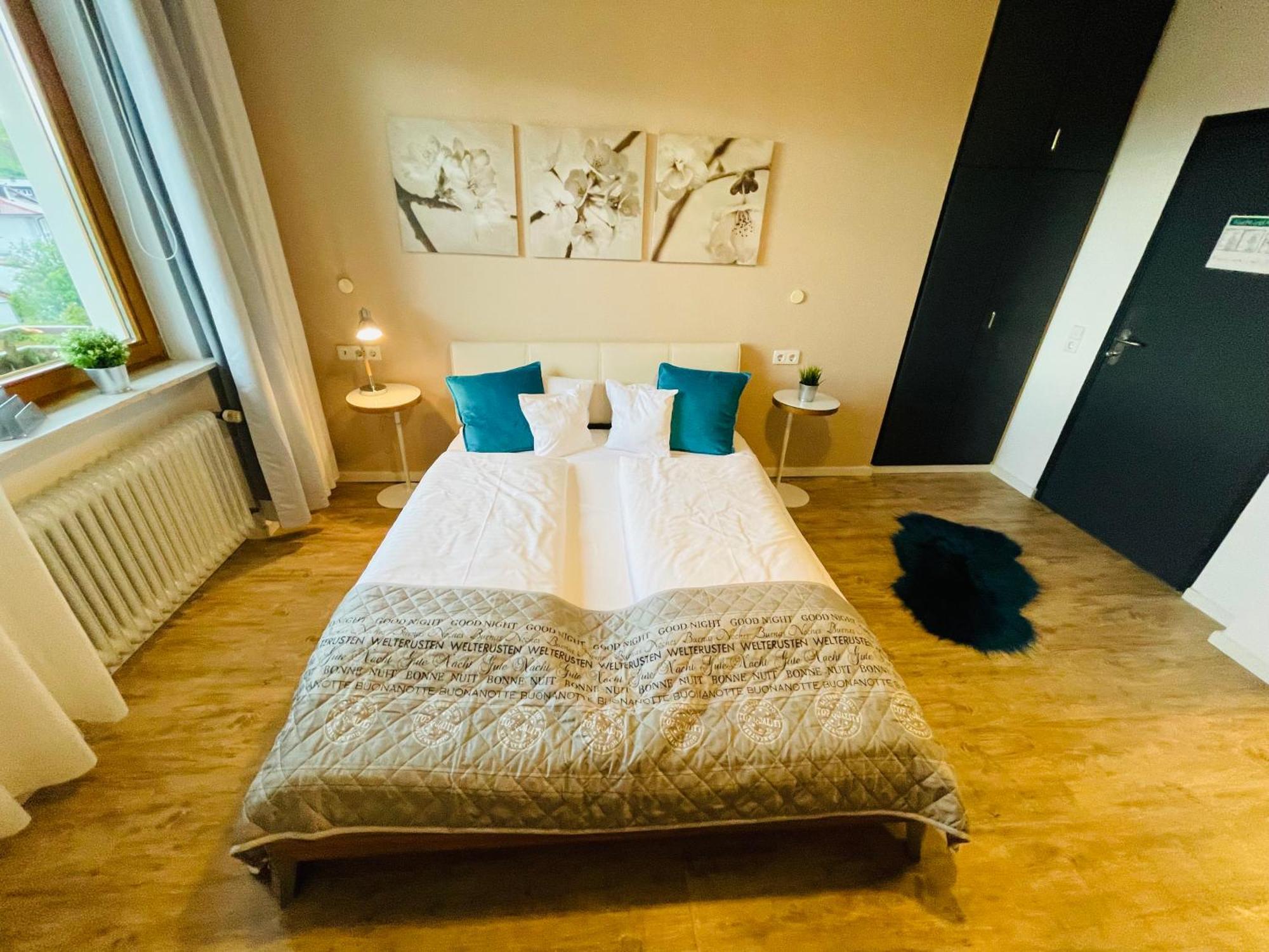 Zum Rayers Cafe-Restaurant & Boutique-Hotel Niederrotweil Phòng bức ảnh